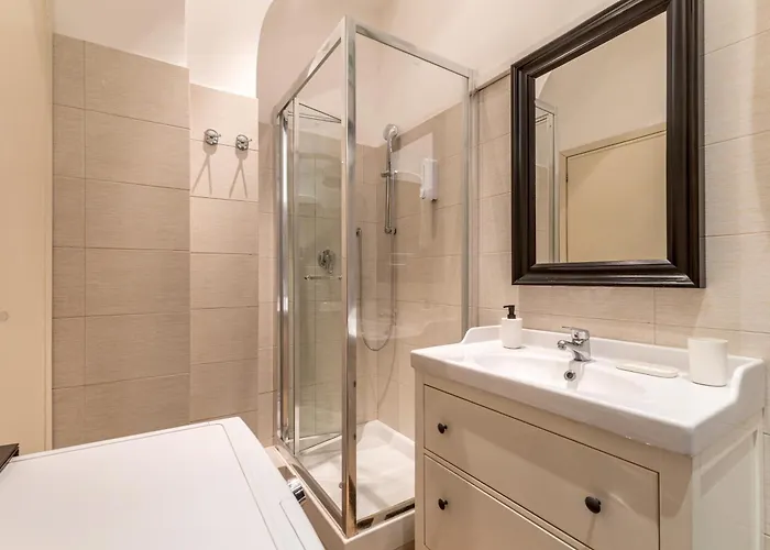Foro Luxury Flat *